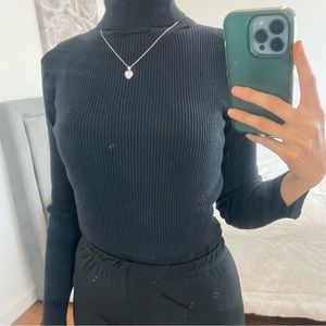 Black Cropped Ribknit Sweater